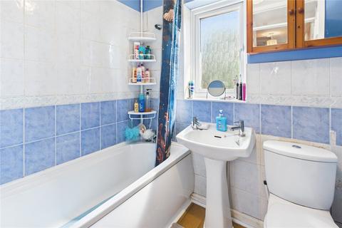 2 Bordon Close, Tadley, RG26 4AJ