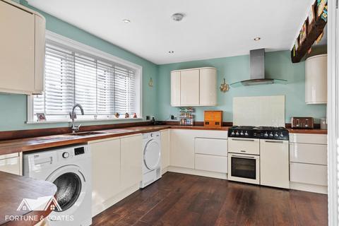 11 Copse Hill, Harlow, CM19 4PJ
