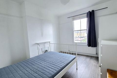 undefined, Undine Street, London SW17