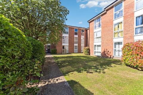 2 bedroom apartment for sale, Cranston Close, Ickenham, UB10