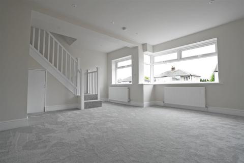 5 Tyersal Walk, Bradford, BD4 8ER