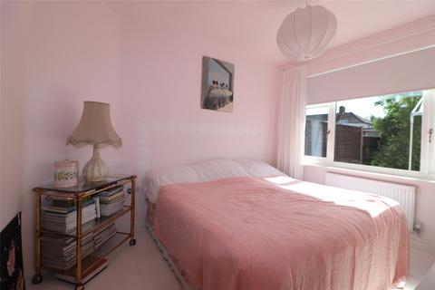 7 Doris Avenue, Erith, DA8 3ND