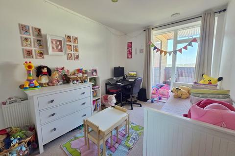 2 bedroom apartment for sale, at Yardmaster House, 11 Cross Road, London CR0