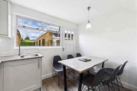 46 Chelmer Road, Witham, CM8 2ET