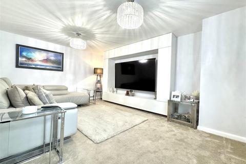 4 bedroom detached house for sale, Willow Walk, Southminster