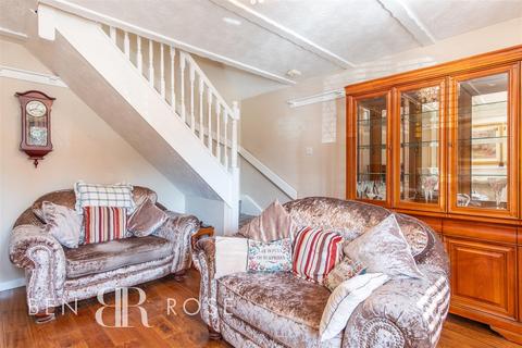 15 Barbrook Close, Standish, Wigan, WN6 0SX
