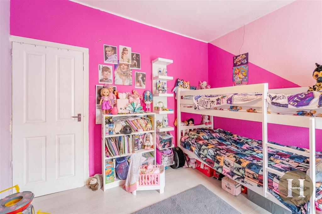 Hadleigh Estate Agents-14.jpg