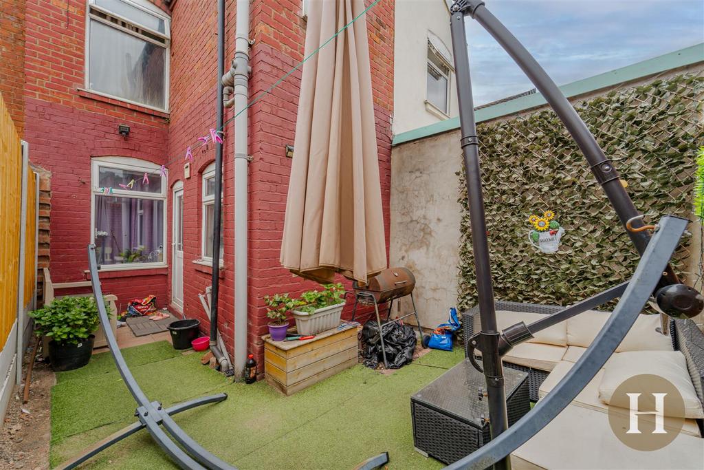 Hadleigh Estate Agents-22.jpg