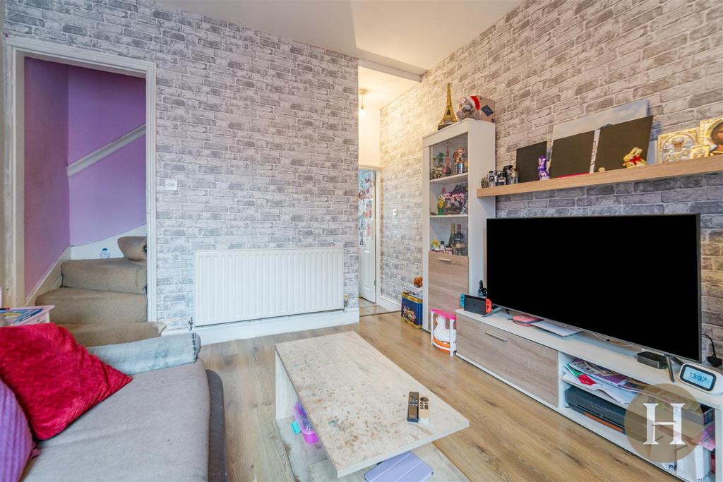 Hadleigh Estate Agents-3.jpg