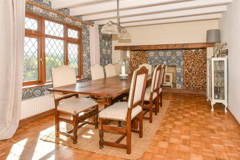 5 bedroom detached house for sale, The Street, petham, Canterbury, Kent