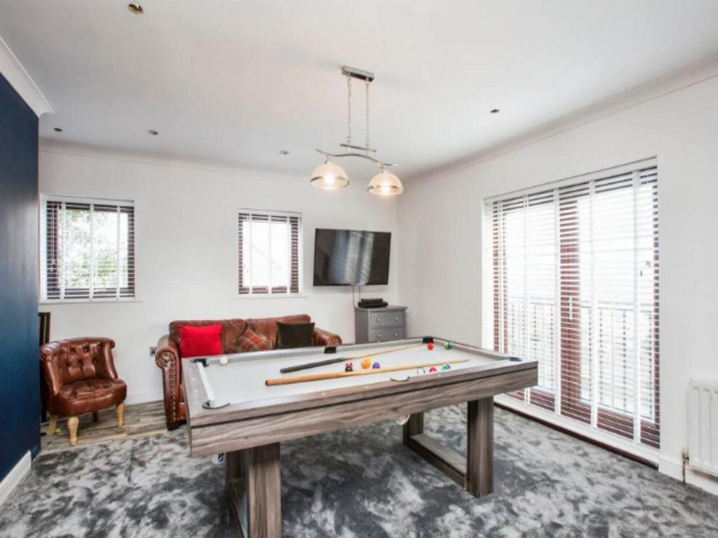 Living room 2