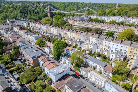 2 bedroom house for sale, Caledonia Mews, Clifton, Bristol, BS8