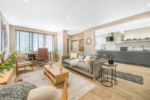 2 bedroom house for sale, Caledonia Mews, Clifton, Bristol, BS8