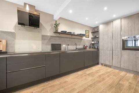 2 bedroom house for sale, Caledonia Mews, Clifton, Bristol, BS8