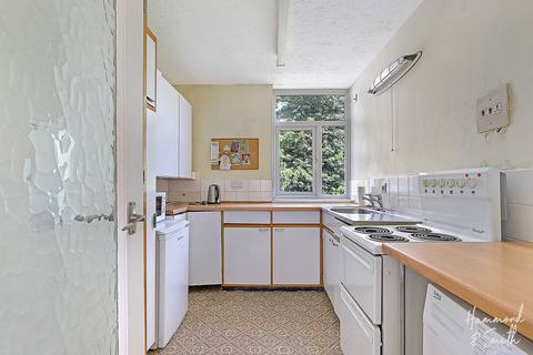 2 bedroom flat for sale, Hartland Road, Epping CM16