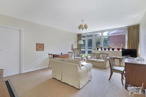2 bedroom flat for sale, Hartland Road, Epping CM16