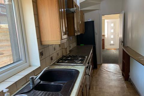 3 bedroom semi-detached house to rent, Ansell Road, Birmingham