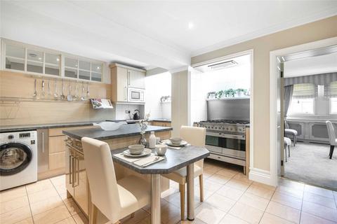 3 bedroom apartment for sale, Grange Avenue, Totteridge, London, N20