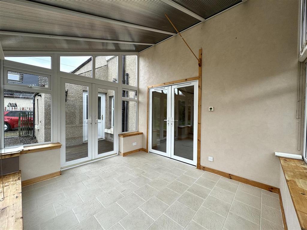 Conservatory 2.jpg
