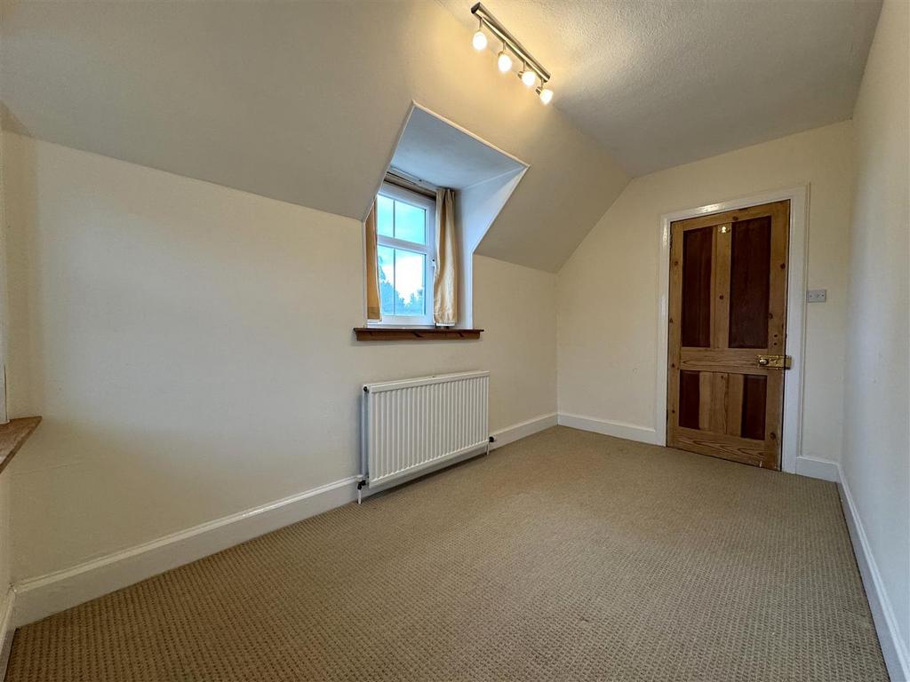 Bedroom 2.1.jpg