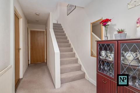 34 Hamble, Belgrave, Tamworth, B77 2JE
