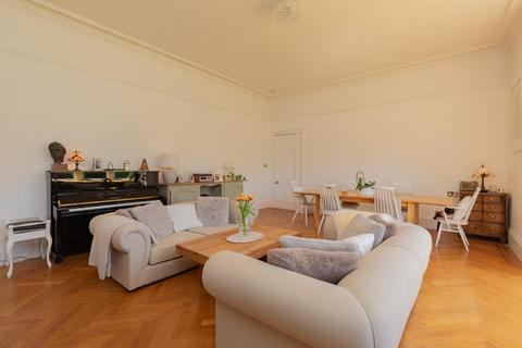 undefined, Flat 4 Ballagan House, Strathblane, G63 9AE
