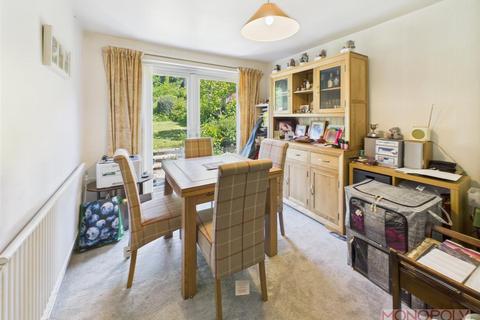 4 bedroom detached house for sale, Mayflower Drive, Marford, Wrexham
