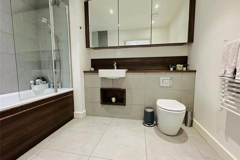 1 bedroom flat for sale, Adenmore Road, London, SE6