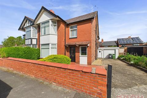 3 bedroom semi-detached house for sale, Tudor Road, Wrexham