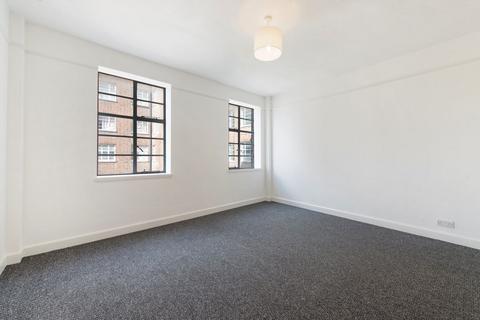 Studio for sale, Hamlet Gardens, London W6