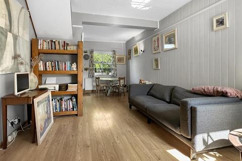 71 Burnside, Cambridge, CB1 3PA