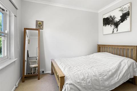 71 Burnside, Cambridge, CB1 3PA