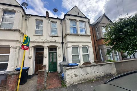 2 bedroom flat for sale, Honeywood Road, NW10 4UU