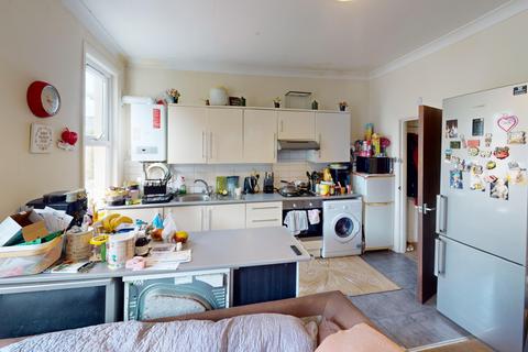 2 bedroom flat for sale, Honeywood Road, NW10 4UU