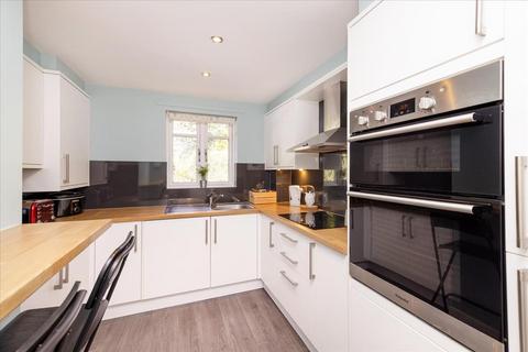 16 Bankmill View, Penicuik, EH26 8NZ