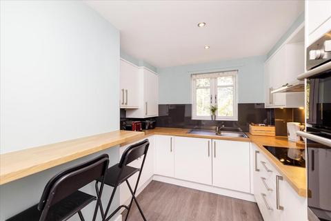 16 Bankmill View, Penicuik, EH26 8NZ