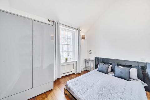 5 Victoria Grove Mews, London, W2 4LN