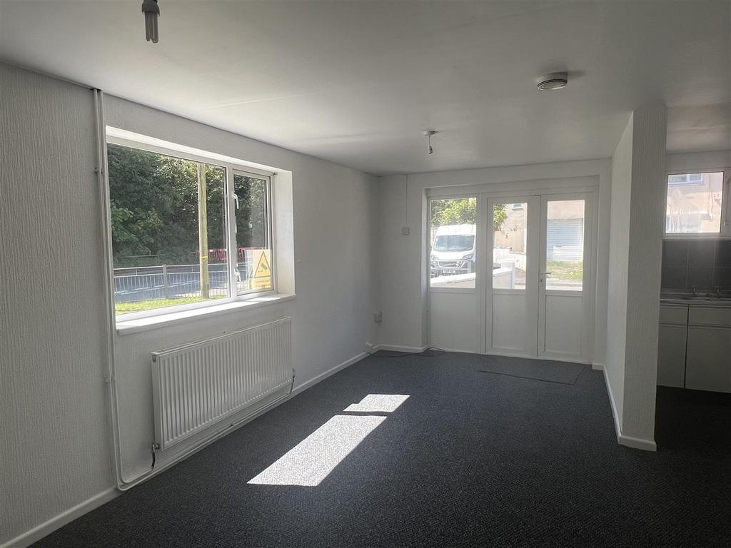 Former garage extension possible annexe