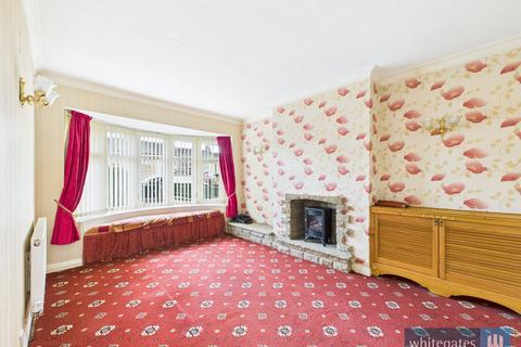 2 bedroom bungalow for sale, Fenby Avenue, Bradford, West Yorkshire, BD4
