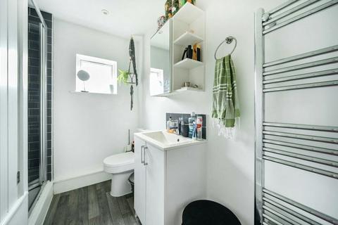 10 Cinnamon Gardens, Guildford, GU2 9YZ