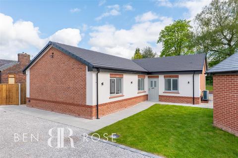 4 bedroom detached bungalow for sale, Hughes Avenue, Horwich, Bolton