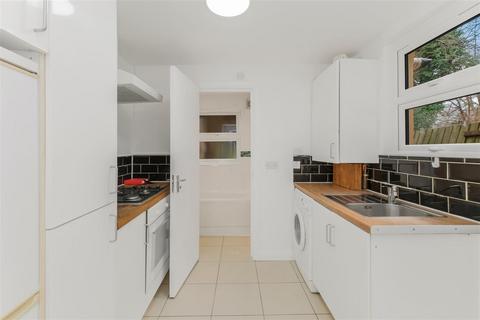 3 bedroom house to rent, Gosport Road, Walthamstow, E17