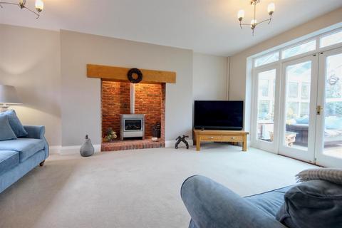 4 bedroom detached house for sale, Blenheim Walk, Brandesburton
