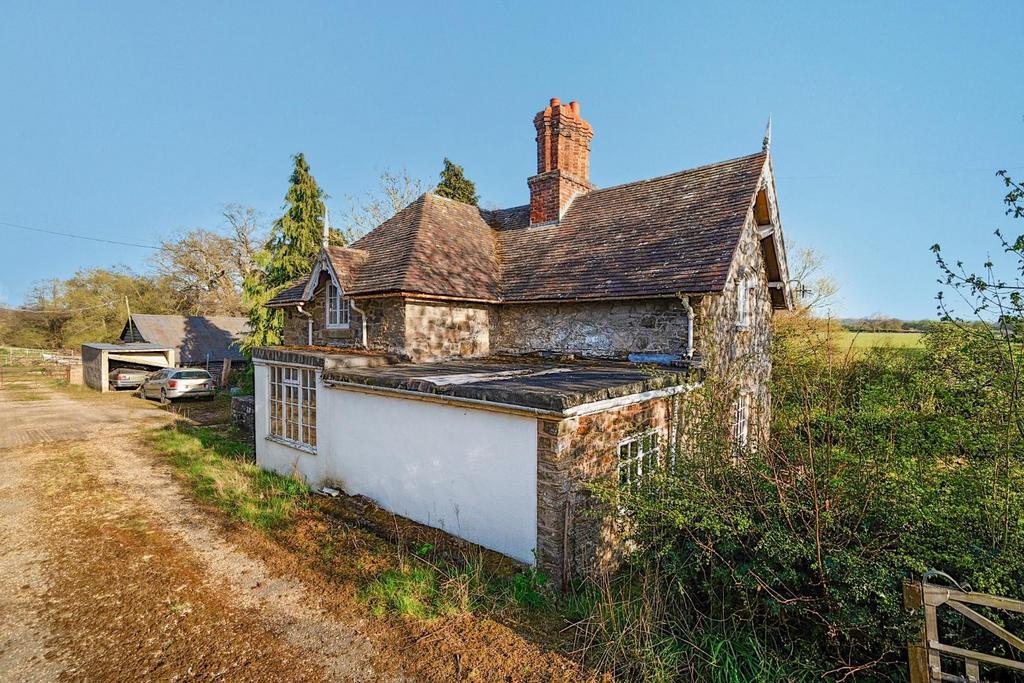 Cottage rear.jpg