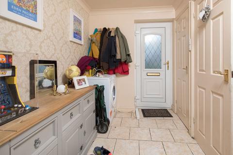 22 Arundel Walk, Corby, NN18 0JG