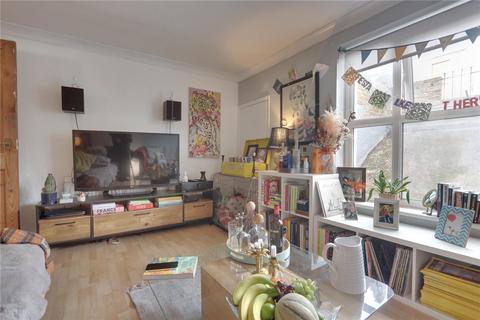 3 bedroom terraced house for sale, Churchbury Road, Enfield, Middlesex, EN1