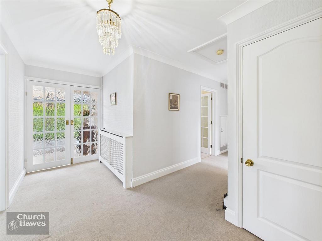 Hallway.jpg