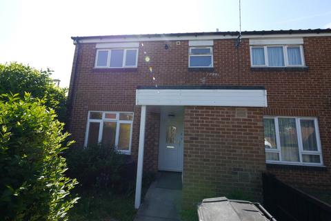 3 bedroom end of terrace house to rent, Drovers Way,