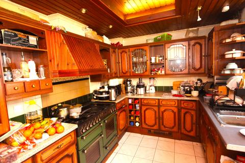 51 Balfour Road, Fulwood, Preston, PR2 3BY