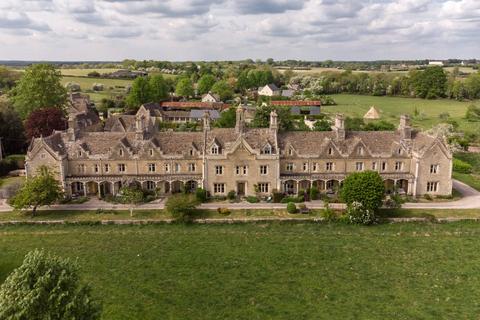 undefined, Silver Street, South Cerney, Cirencester, Gloucestershire, GL7
